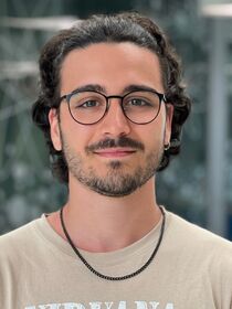 7_Carles Roqué Greoles - ICFOnians web profile